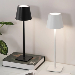 Luminária Touch Viena – Estilo, Versatilidade e Tecnologia em uma Só Peça